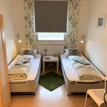 Haellefors Vandrarhem-Hostel & Kanotcenter Екстериор снимка