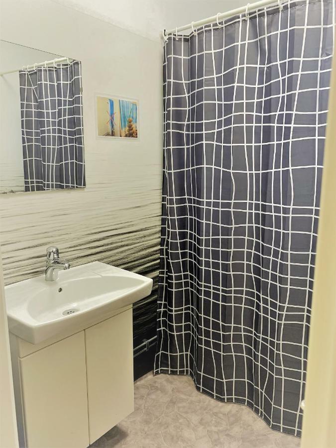 Haellefors Vandrarhem-Hostel & Kanotcenter Екстериор снимка